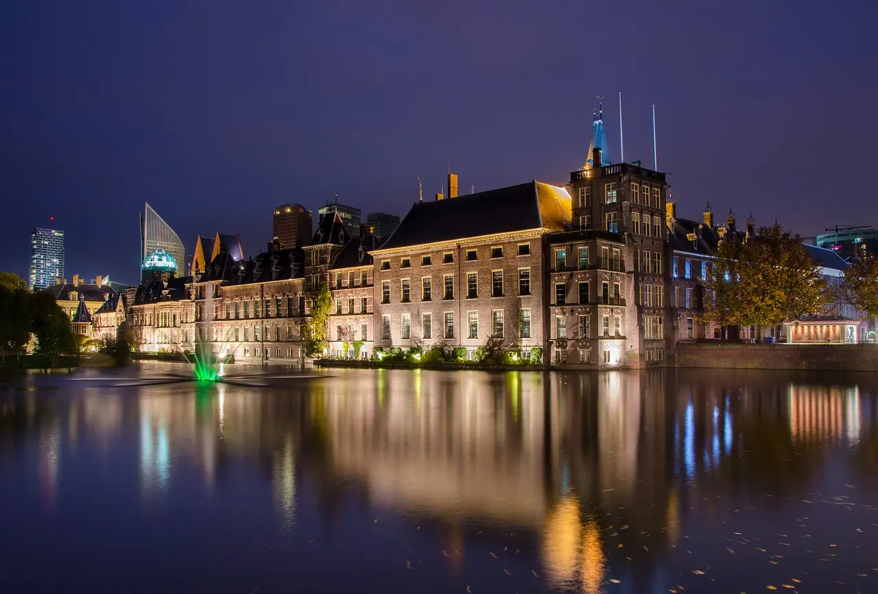 blog update wetsvoorstel bestuur en toezicht rechtspersonen canva binnenhof
